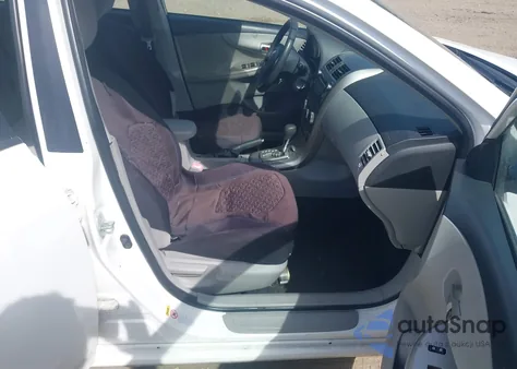 2011 Toyota Corolla Le из США, поврежденный, VIN JTDBU4EE1B9135141